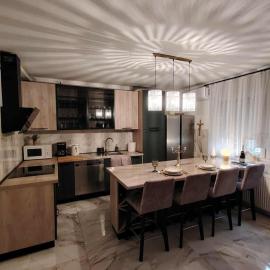 Apartman Novska Noemi, hotel in Novska