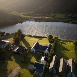 Kalm - Riverside living, hotelli kohteessa Malgas
