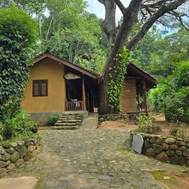 Nature Hub Econ Lodging, ξενοδοχείο σε Koslanda