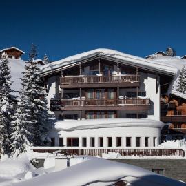 Boutique Hotel Murmeli - Ski in & Ski out, khách sạn ở Oberlech