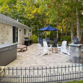 Cape Cod Family Getaway Hot Tub Firepit, hôtel à Barnstable