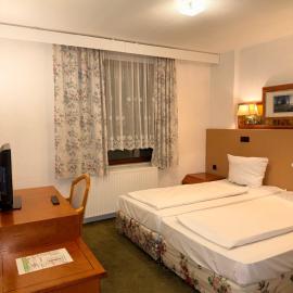 Yeti City Hotel Saarbrücken, hotel em Saarbrücken