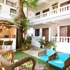 WTF My House, hotel sa Baga