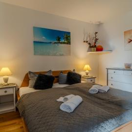 Schoenes 1 Zimmer - Sauna - Schwimmbad - Free Parking, hotel a Zwiesel