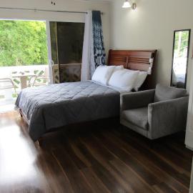 201 Batts Rock Beach Condos, hotel em Saint Michael