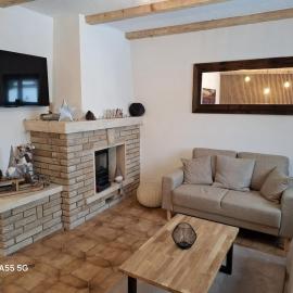 Viesnīca appartement calme et cosi à Nax pilsētā Nax