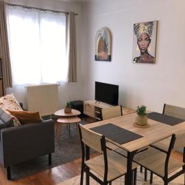 l'Aiglon – hotel w mieście LʼAigle