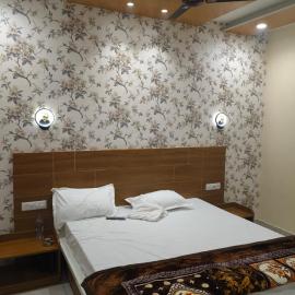 Hotel Mannat, hotel em Bathinda