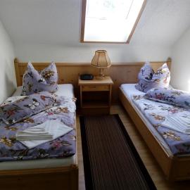 Landhotel Eichenkrug, hotel u gradu 'Wittenberge'