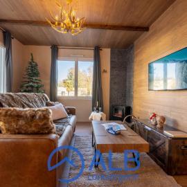 Le Chalet Savoyard, hotel in Hennebont