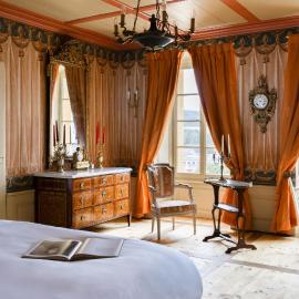Château de Marnand - Appartement Louis XVI, hotel a Granges