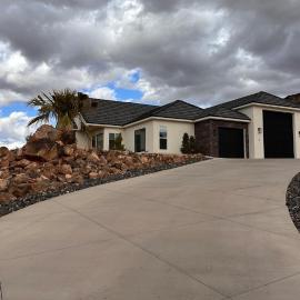 2BR Red Rock Retreat | Near Zion + Sand Hollow