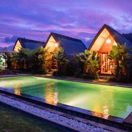 The Caldera Villas, khách sạn ở Kubupenlokan