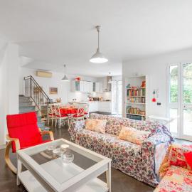 Moneglia Villa in A Quiet Place - Happy Rentals