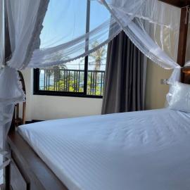 Dondra OceanLight Villa
