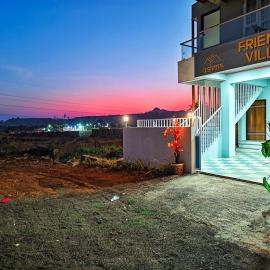 Friendz Villa - 3BHK with Private Pool and Wi-Fi