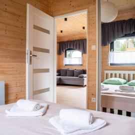 Domki Maryla - Komfort i Cisza przy Lesie, hotel en Ostrowo
