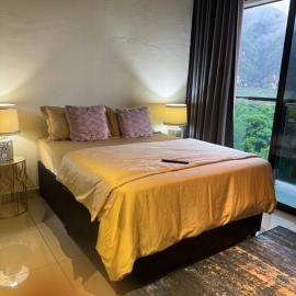 D'Royale NH Homestay Kompleks Mutiara Gua Musang, hotel in Gua Musang