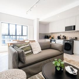 216 Paarl Lux 1 Bdrm Apt with Parking and AC