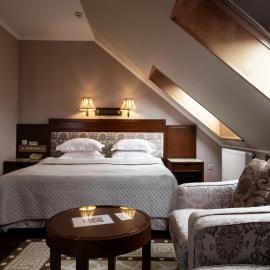 Viesnīca AllureInn Hotel and Spa pilsētā Čerņivci