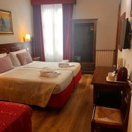 Hotel Nizza, hotel din Florența