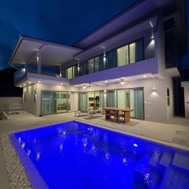 CH Villa Travertine Stone, hótel í Ko Samui