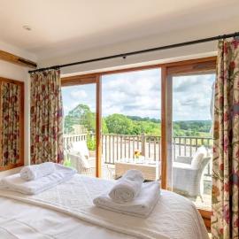 3 Bed in Wadhurst oc-tw665