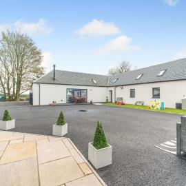 5 Bed in Galston oc-s33451, hotel a Galston