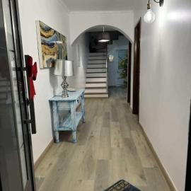 Alvarenga House, hotel a Maia