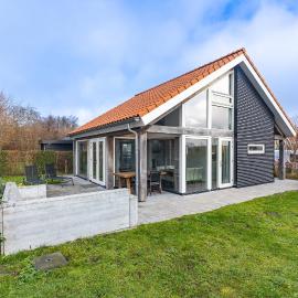 Zonnedorp 19 Modern vakantiehuis Renesse | Strand op loopafstand, hotel v destinaci Renesse