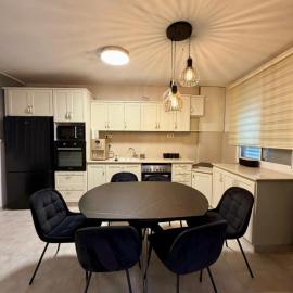 בית למטייל קריית שמונה, hotel a Qiryat Shemona
