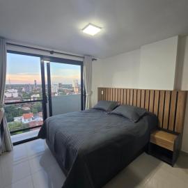 Departamento de Lujo Equipetrol, hotel i El Pari