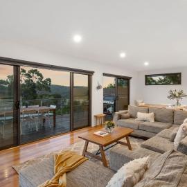 Idyllic Aireys Retreat - where ocean & hills meet