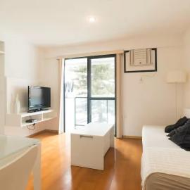 Cobertura duplex com piscina em Copacabana