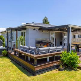 The Miro Haus with hot tub, hotel in Mangakino