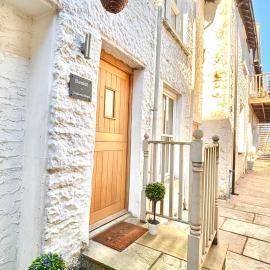 Flat 2 Galloway House, hotel in Kendal