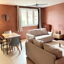 Spacieux logement 3 chambres - calme proche tram – hotel w Besançon