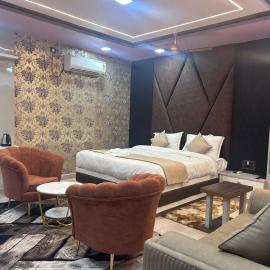 Hotel Rashmi Grand, viešbutis mieste Khagaria