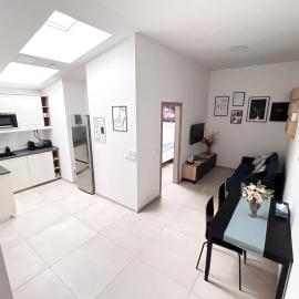 CDP Apartmanok, hôtel à Alsóörs