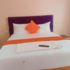 Wonderful Guesthouse, Hotel in Kimana
