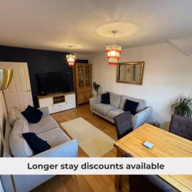 Cosy Shared Flat - Self Check-In, Free Street Parking