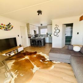 Stanley's Place at 212 Salerno, hotel in Cape Town