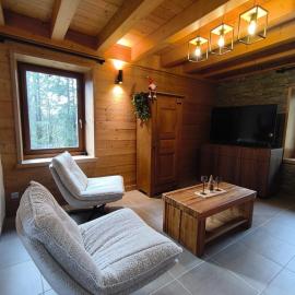 Chaleureux appartement dans maison avec terrasse et cadre naturel