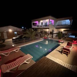 Mdf Saloum, hotell i Poundiougne