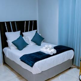 DC Guest House, hotel in Avondale