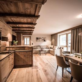 Pepi's Suites - Lechtal Apartments, hotell sihtkohas Holzgau