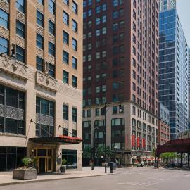 शिकागो में, होटल Sports Illustrated Resorts Chicago