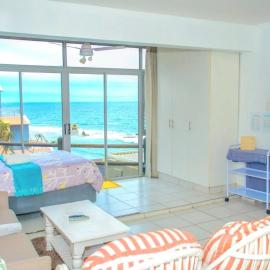 Celestial Shore- Business or Couples- Stunning Main Beach