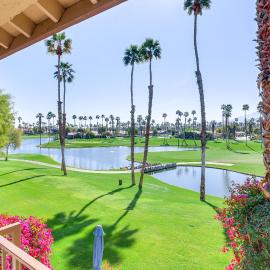 PVCC 2 plus 2 Lake Golf Water Mountain View, hotel in Palm Desert