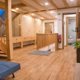 Domačija Kveder – hotel w mieście Cerklje na Gorenjskem